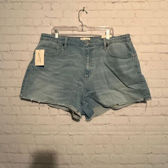 Universal Thread Women’s High-Rise 90s Cutoff Shorts – Size 18 - Picture 1 of 2